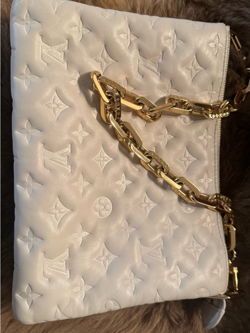 Louis Vuitton White Embossed Monogram Crossbody with Branded Strap - Picture 2 of 11